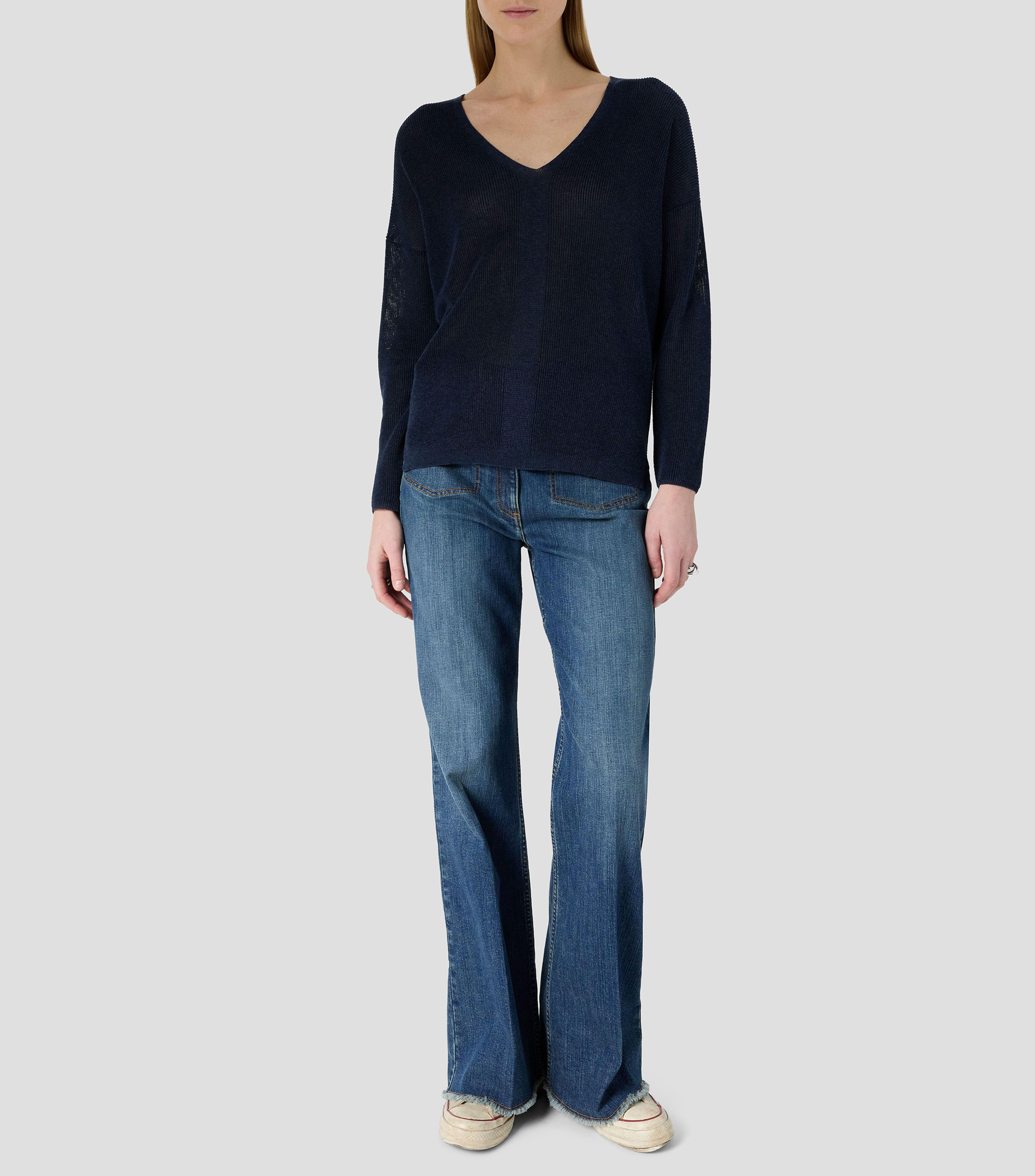 Suéter cuello V Mujer